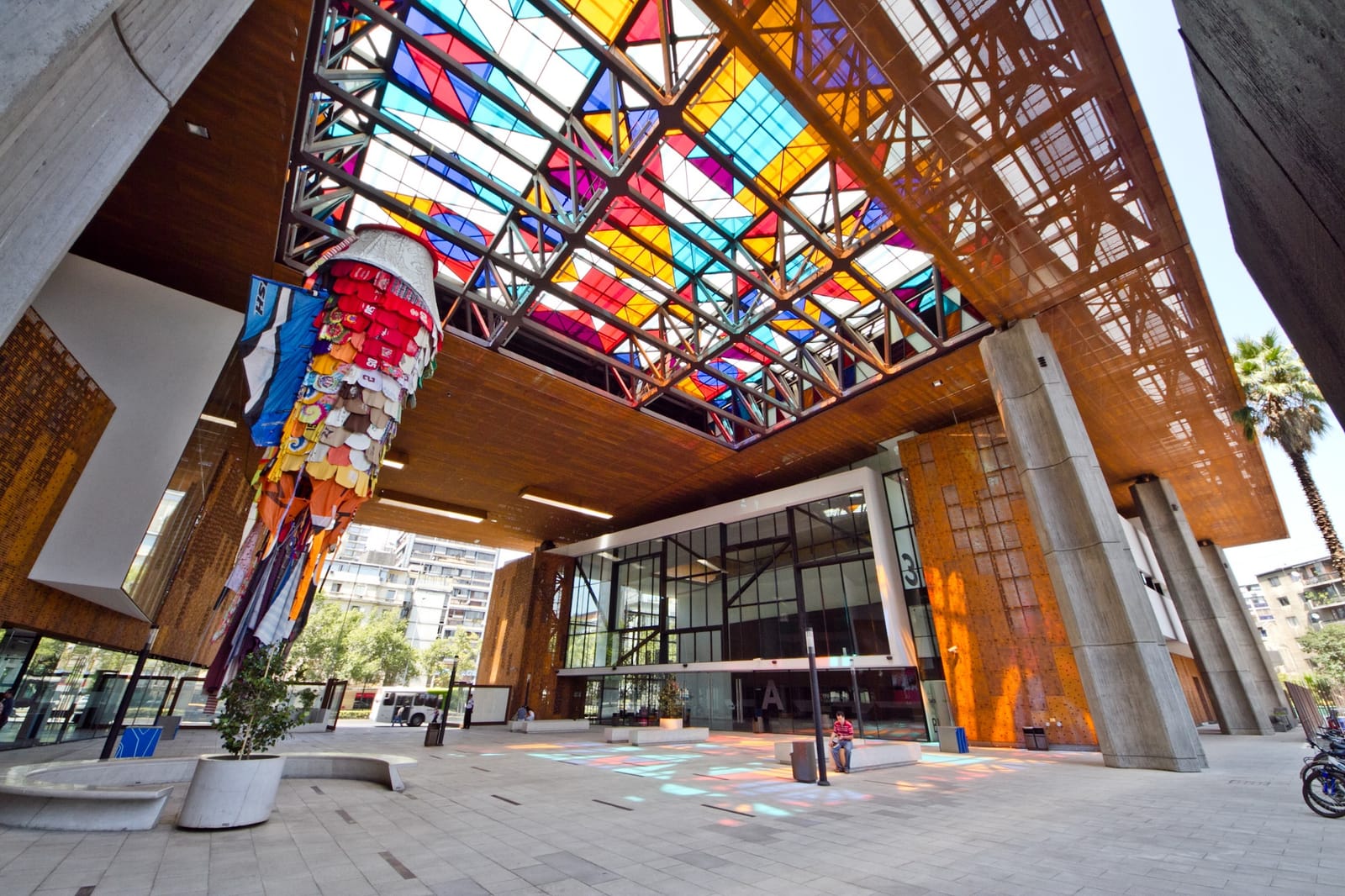 Centro Gabriela Mistral (GAM) (2/2)